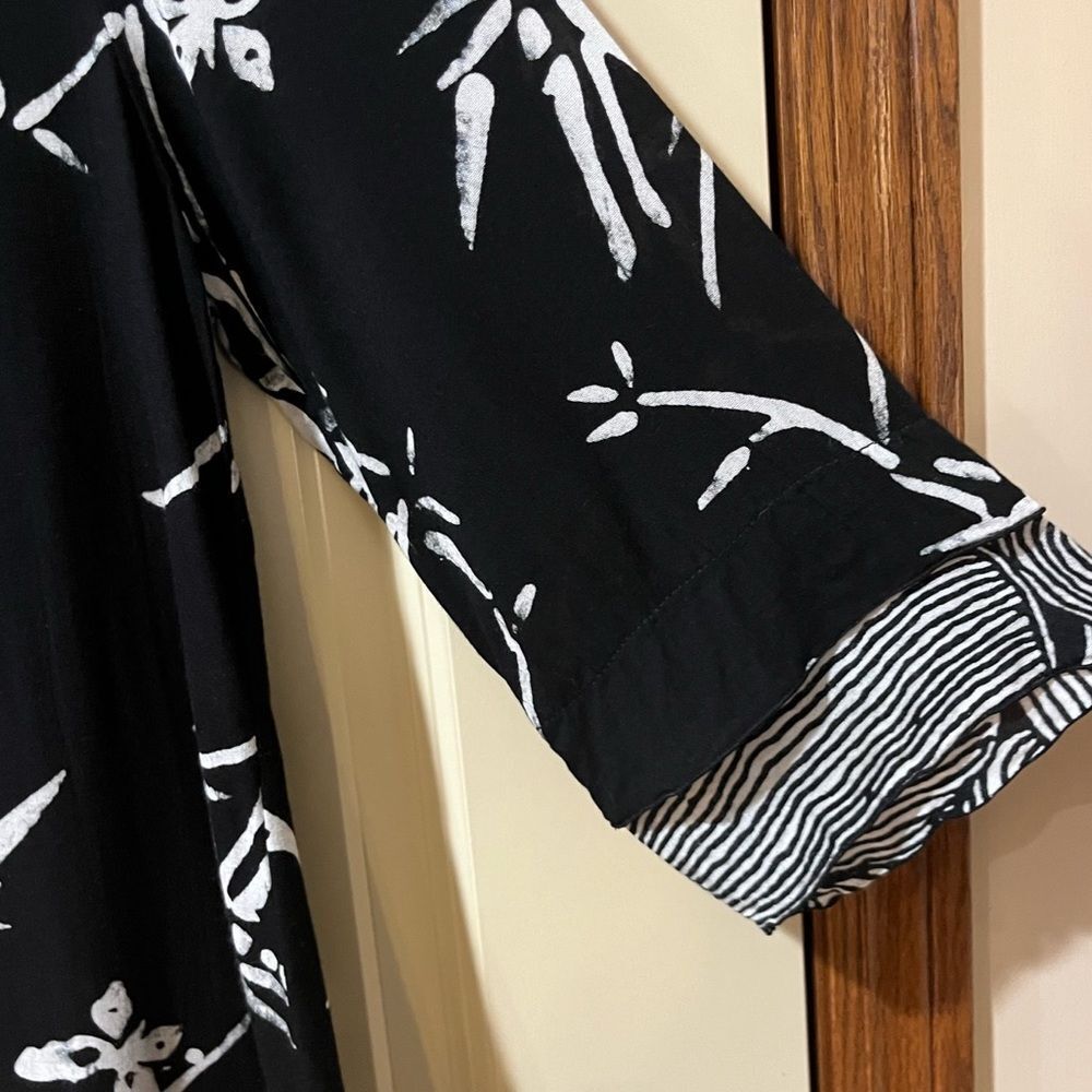 SOFT SURROUNDINGS Bamboo Bella Top Black White Women’s Size Small - Picture 4 of 5